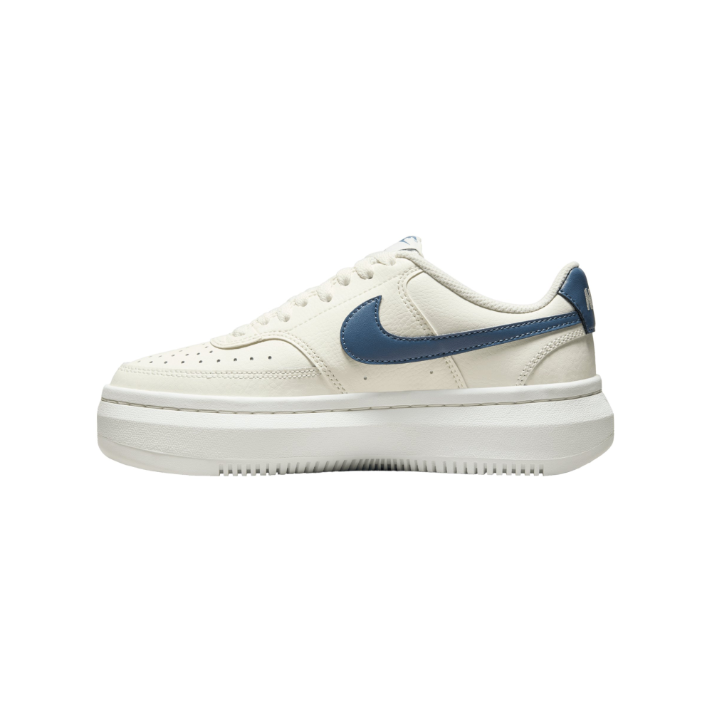 Nike Court Vision Alta DM0113-102 / weiss