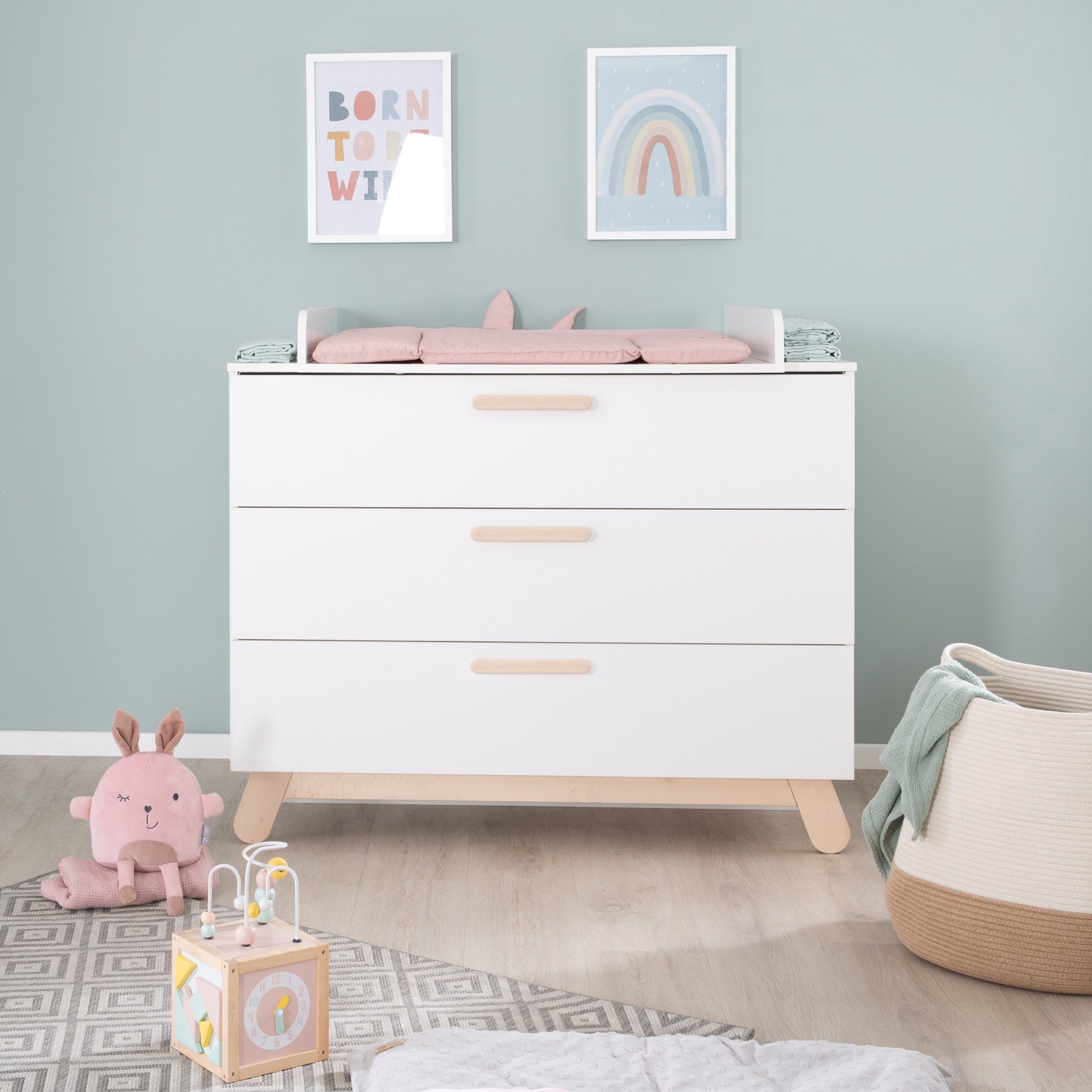 roba® Wickelkommode Clara, Weiß, mit Füßen und Griffen aus massiver Buche; Made in Europe