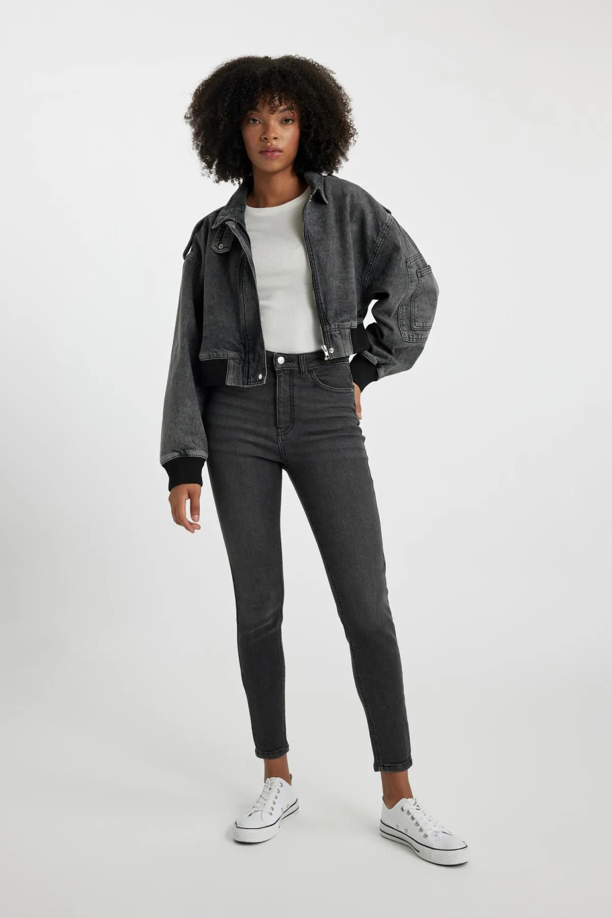 DeFacto  Skinny Fit Jeans mit hohem Bund und Röhrenjeans - Anna A6994ax23wn