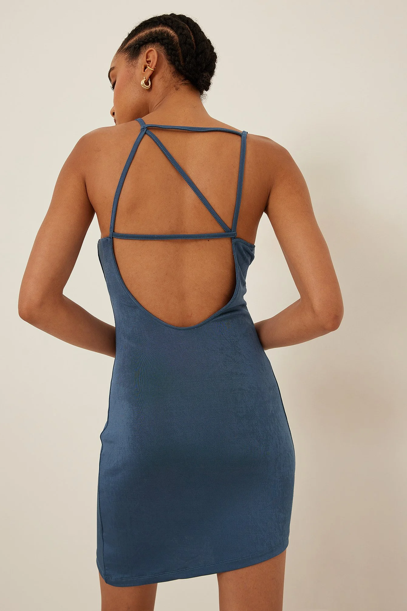 Minikleid mit eckigem Ausschnitt