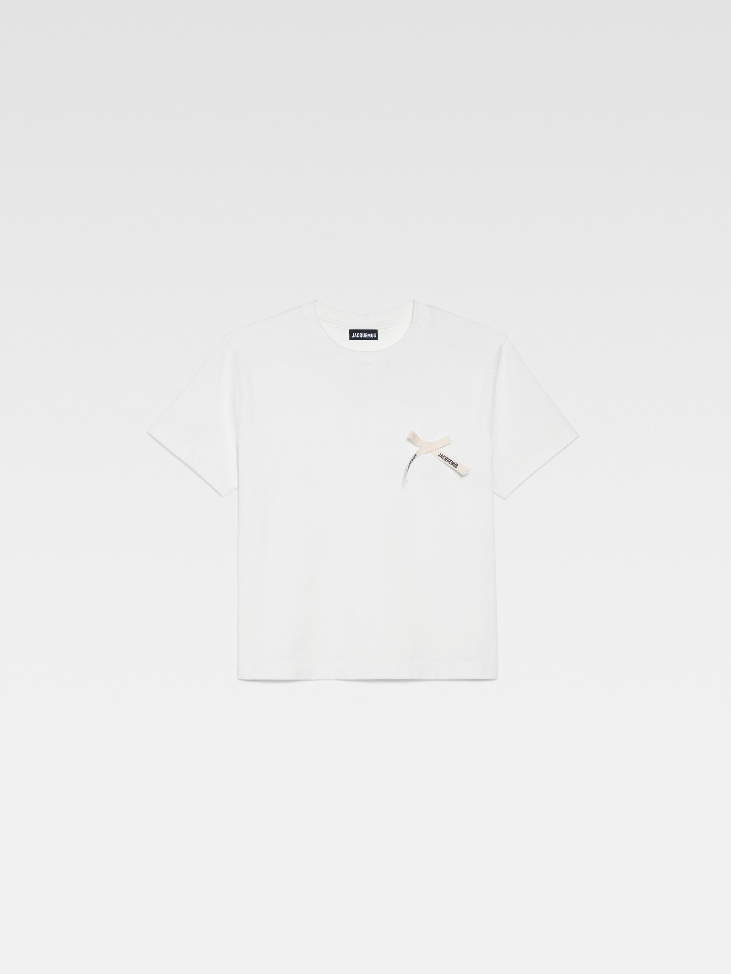 Le t-shirt Noeud