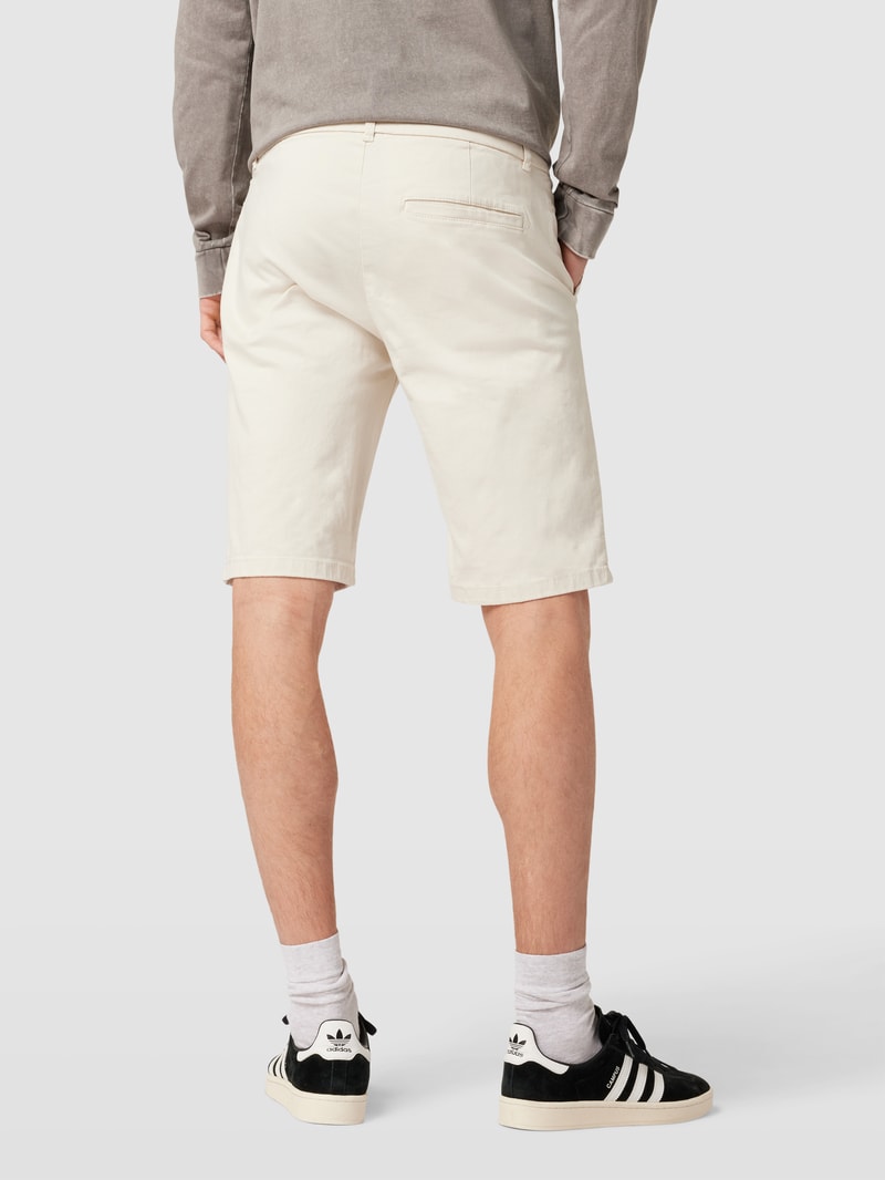 Slim Fit Chino-Shorts mit Eingrifftaschen in beige