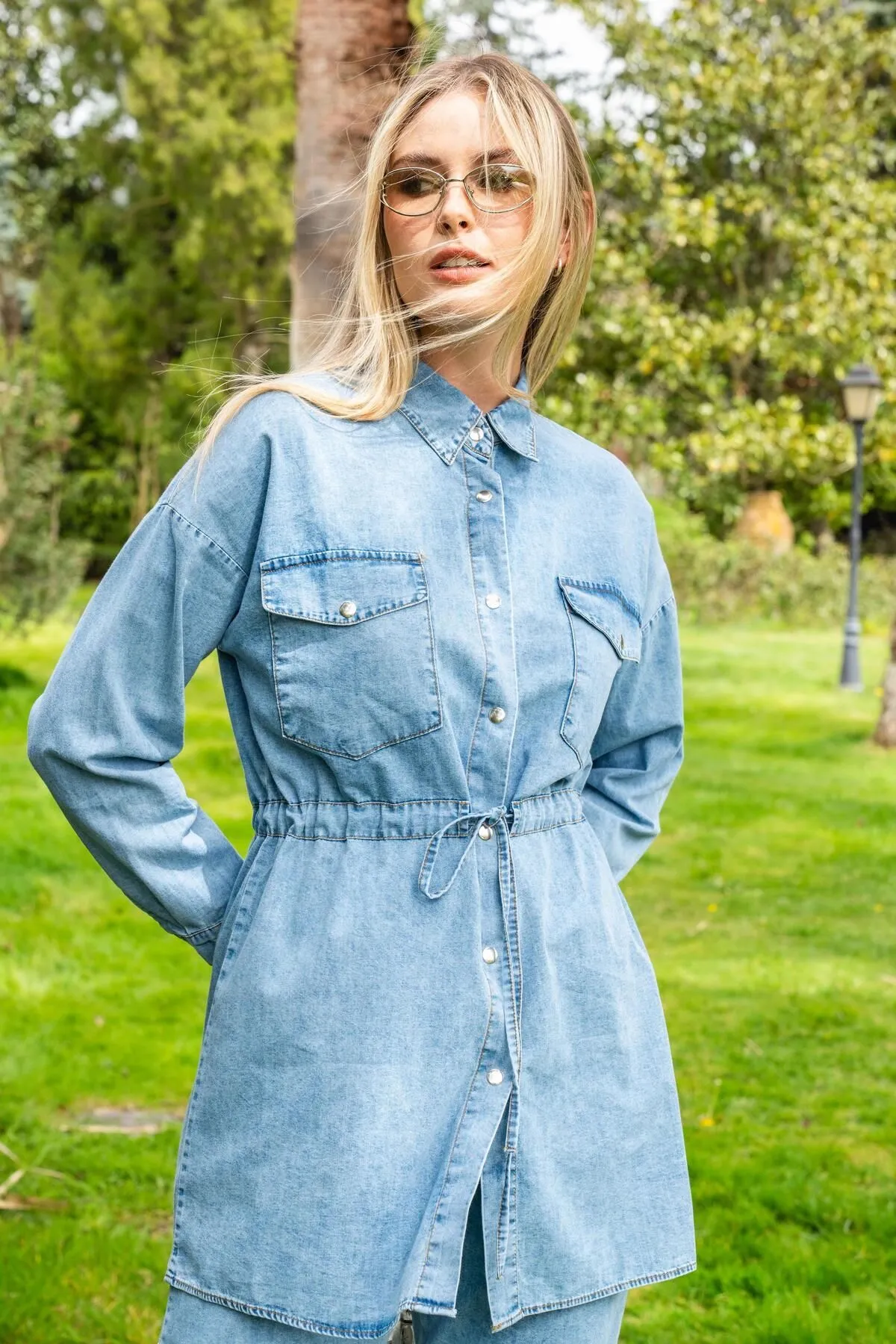 Olcay  Tuniği Kordelzug Taille Hose Dünne Denim Set mit Elastische Taille BLAU 9226-TK