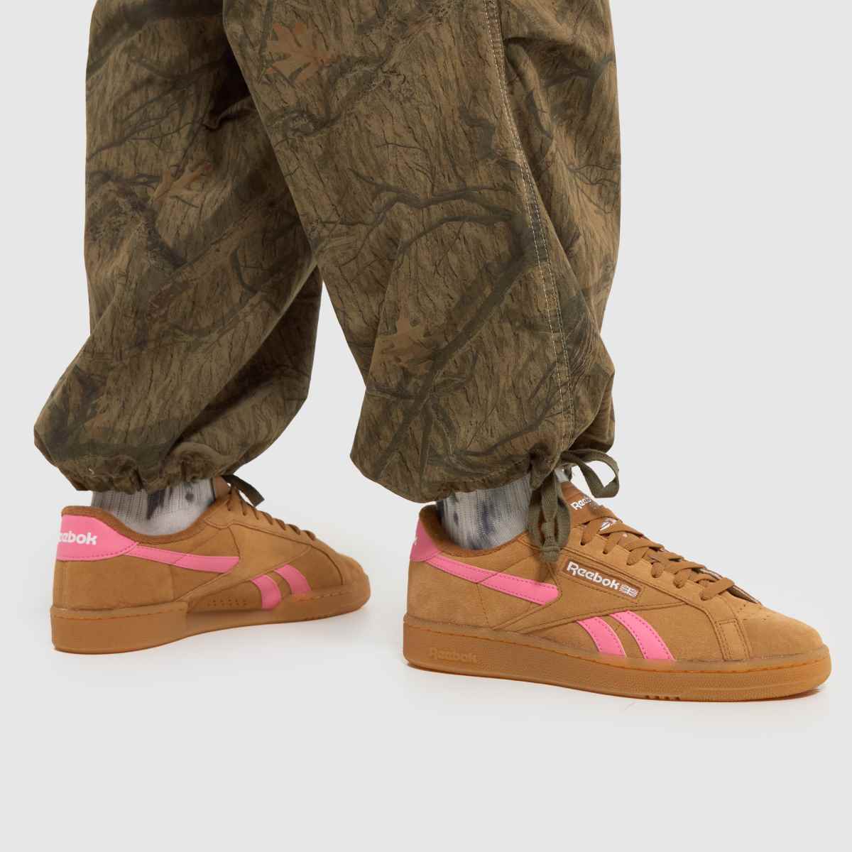 Reebok – Club C – Bruna, flerfärgade träningsskor