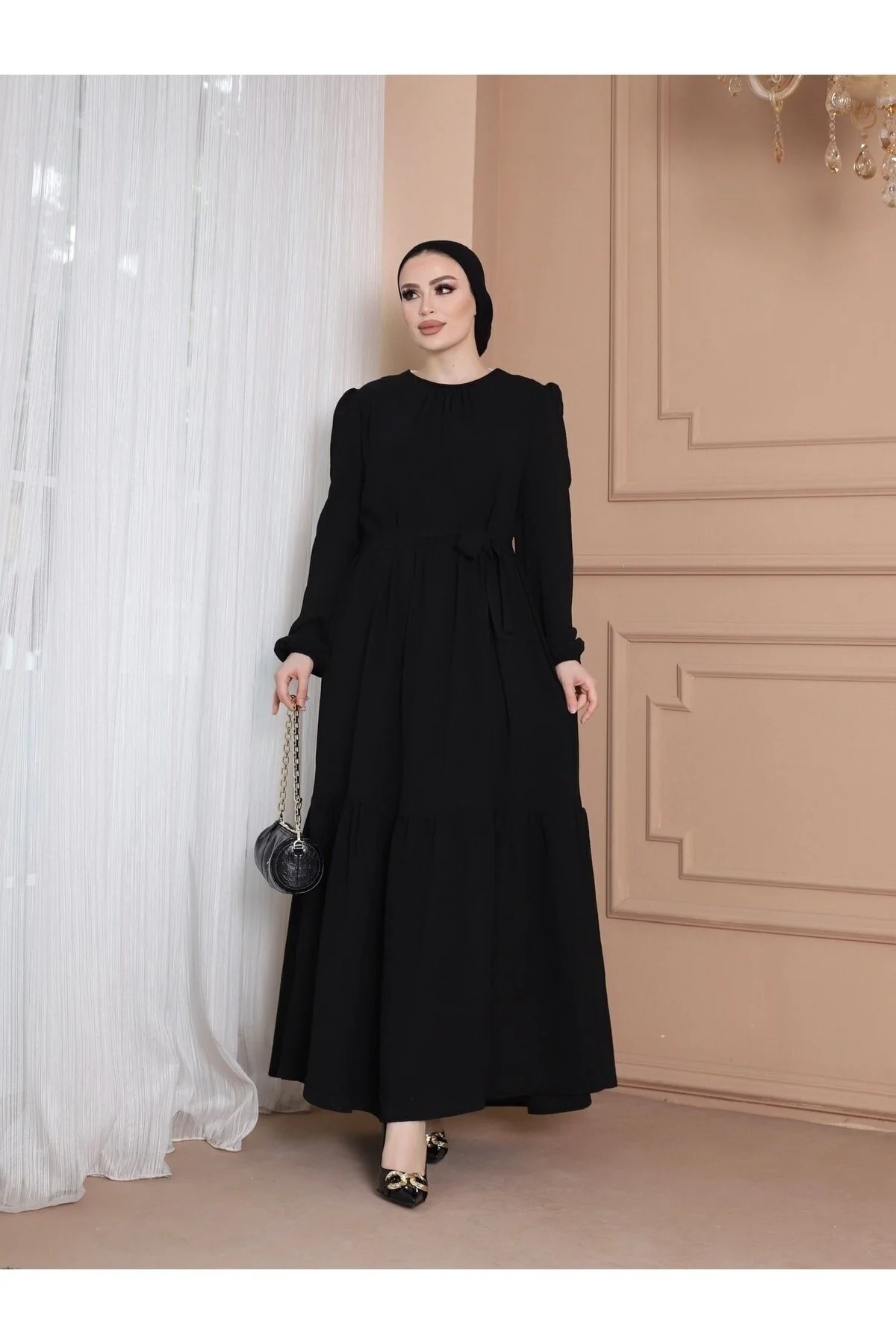VOLT CLOTHİNG  Ayrobin Kleid mit Gürtel und Rüschendetail am Kragen