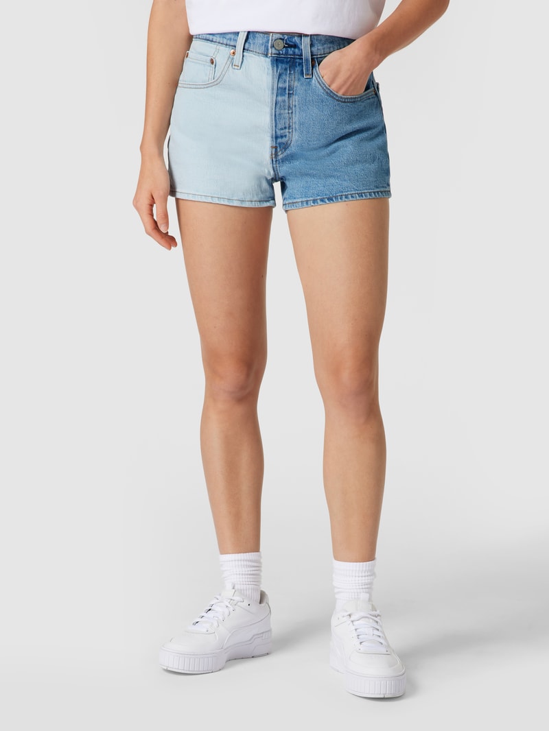 Jeansshorts mit kontrastiven Details in jeans
