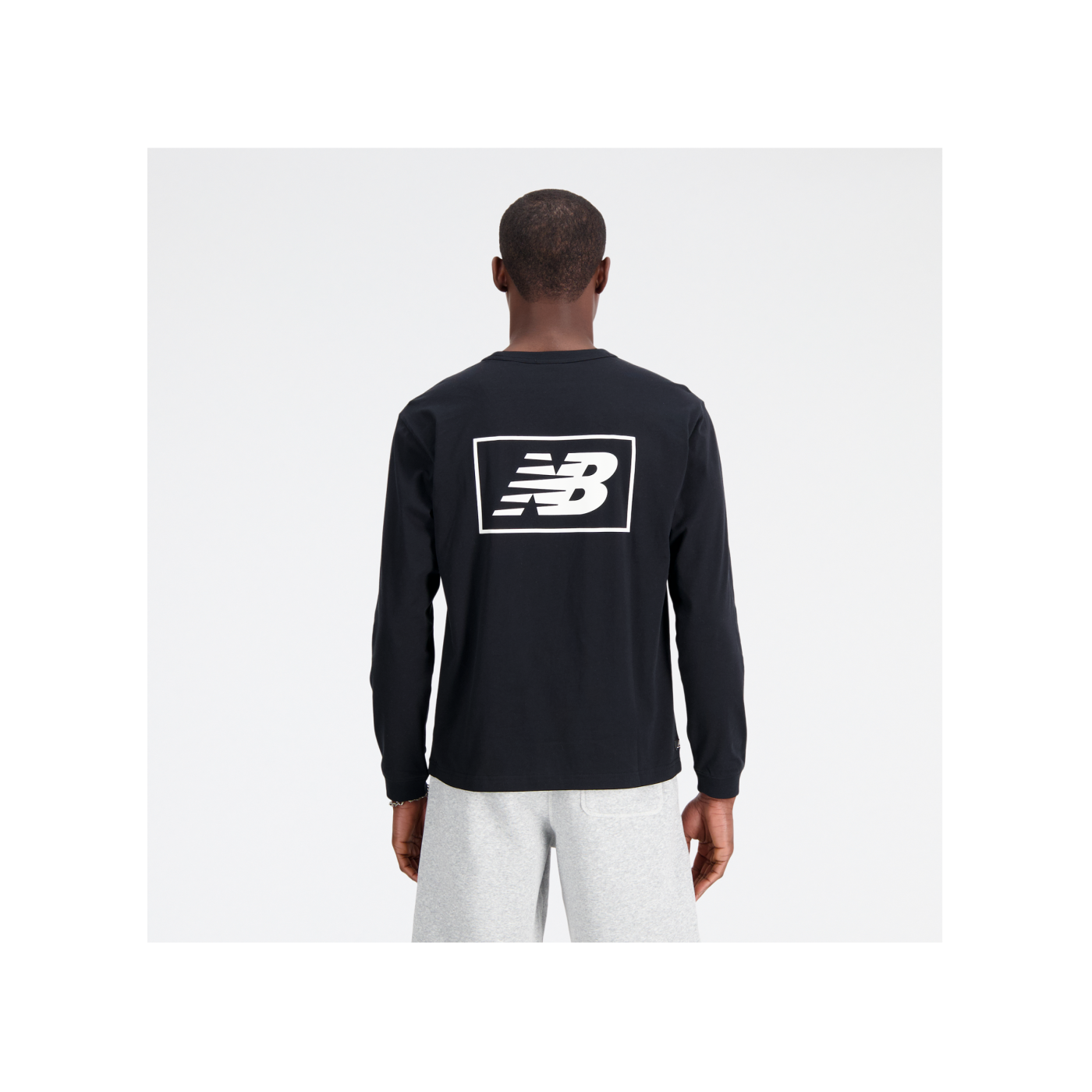 New Balance Essentials Sweatshirt Schwarz F001