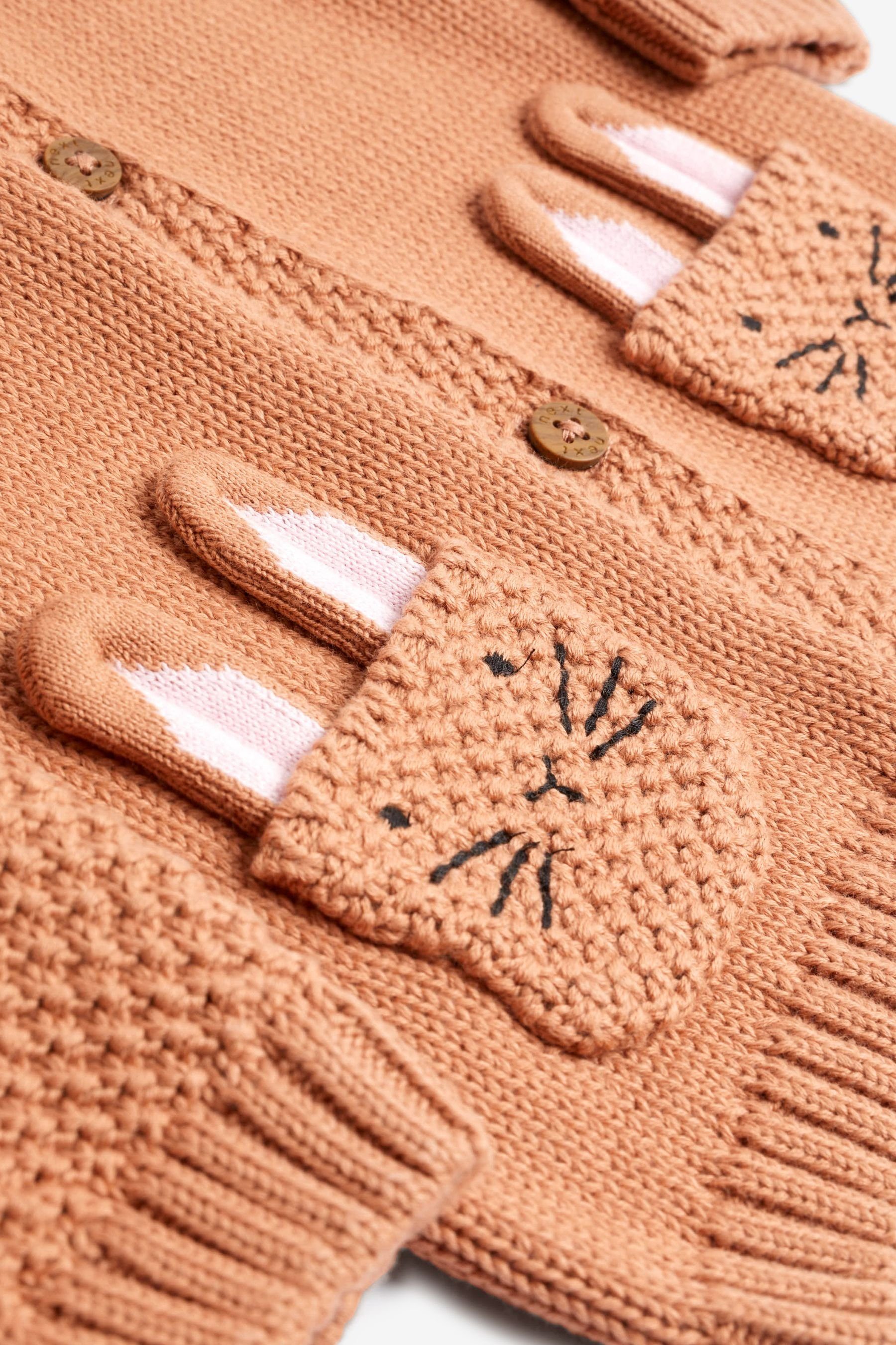 Next Strickjacke Baby-Strickjacke mit Stickerei (1-tlg)