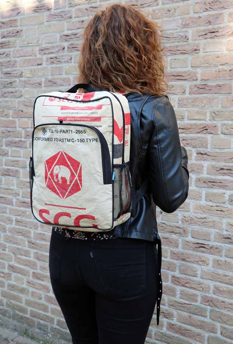 MoreThanHip Trong Tiger 15,6 Zoll Laptop Rucksack