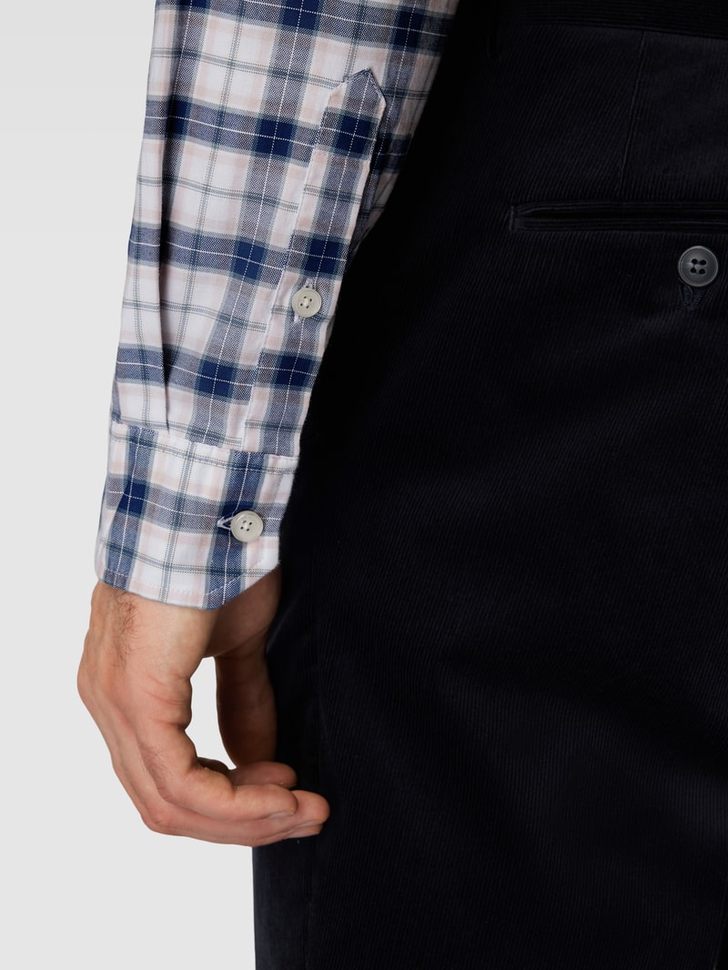 Regular Fit Freizeithemd mit Logo-Stitching in grün