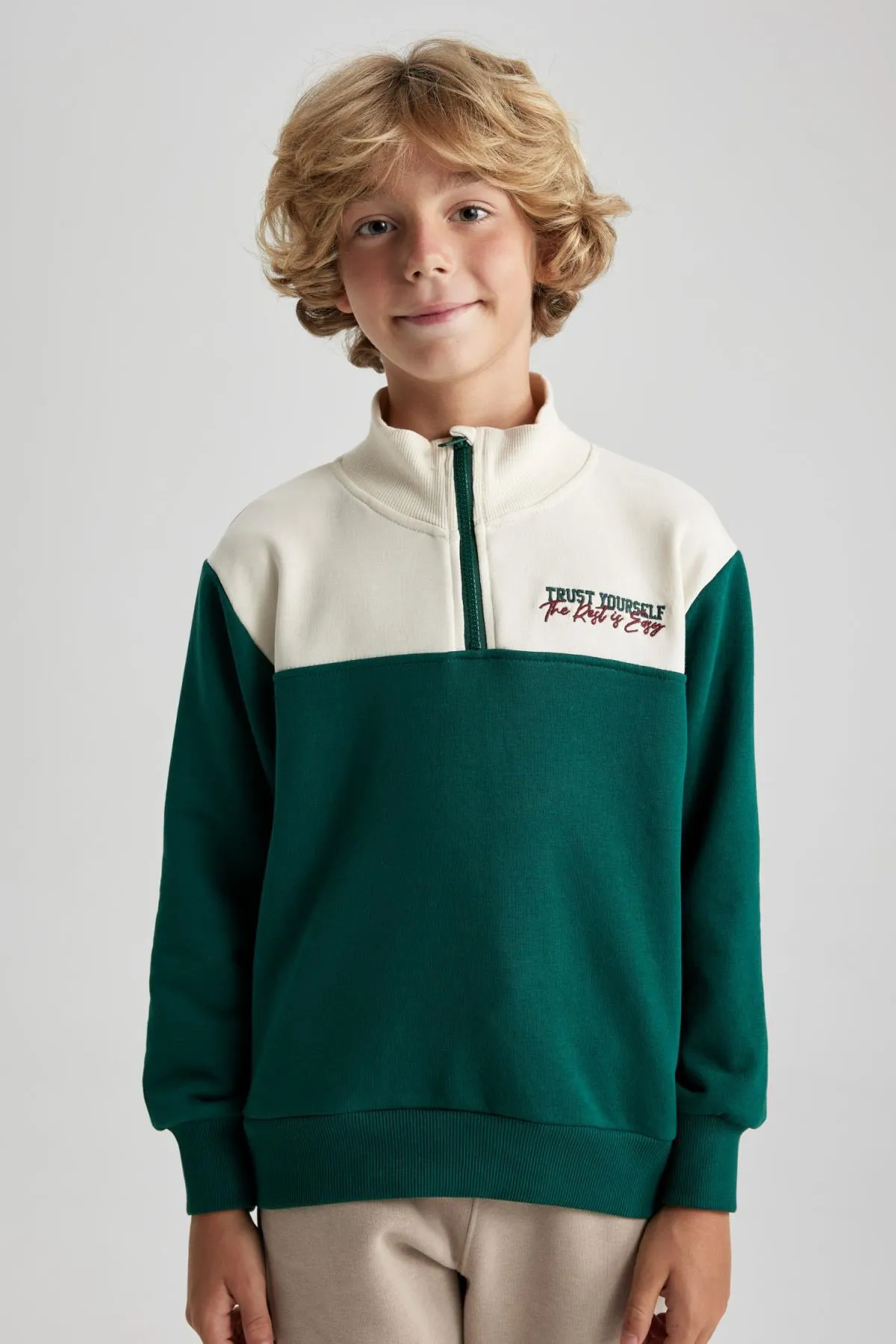 DeFacto  Jungen-Sweatshirt mit halbem Reißverschluss