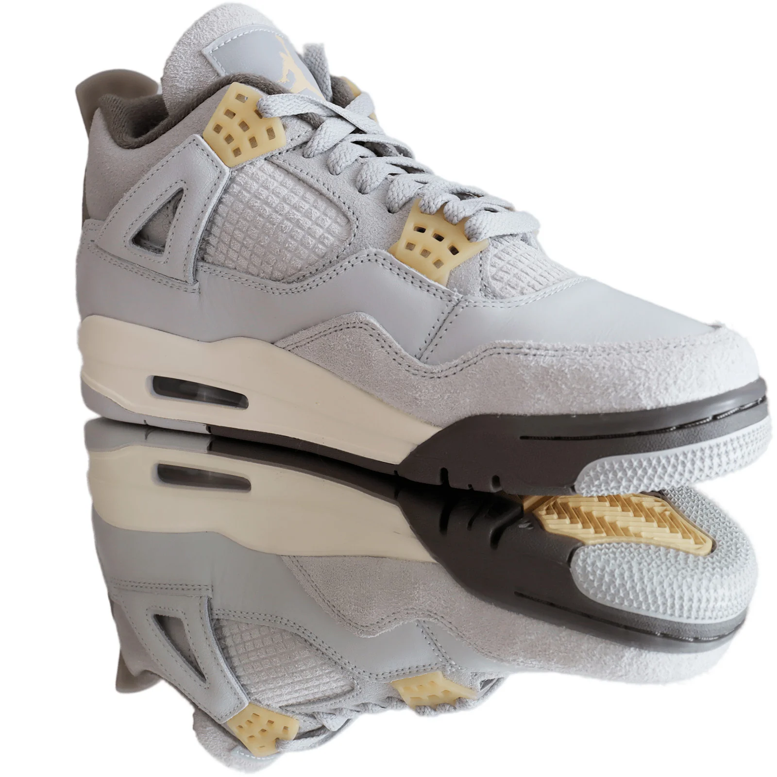 Jordan 4 Retro SE Craft Photon Dust