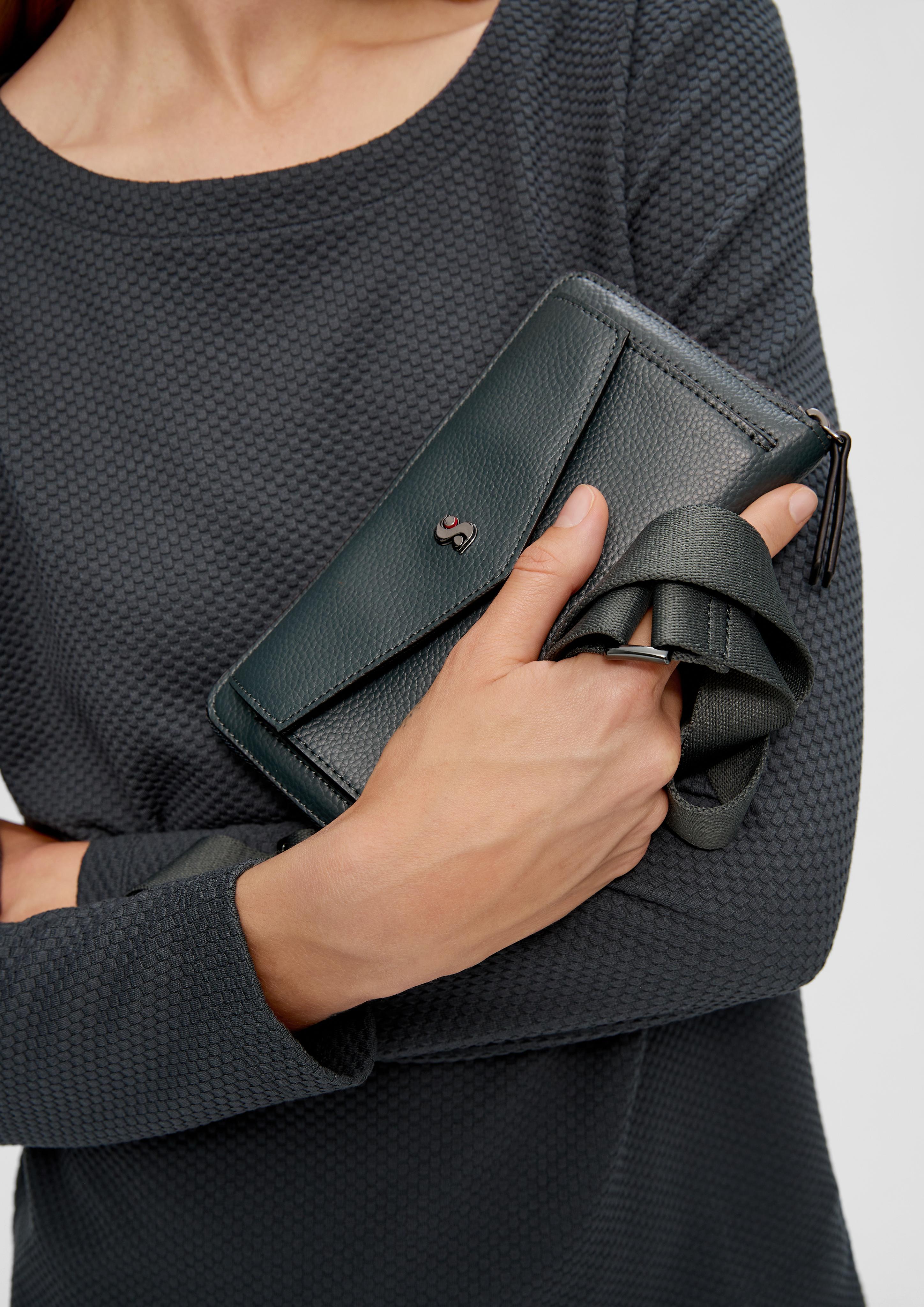 Handytasche aus Lederimitat  2138261-7909