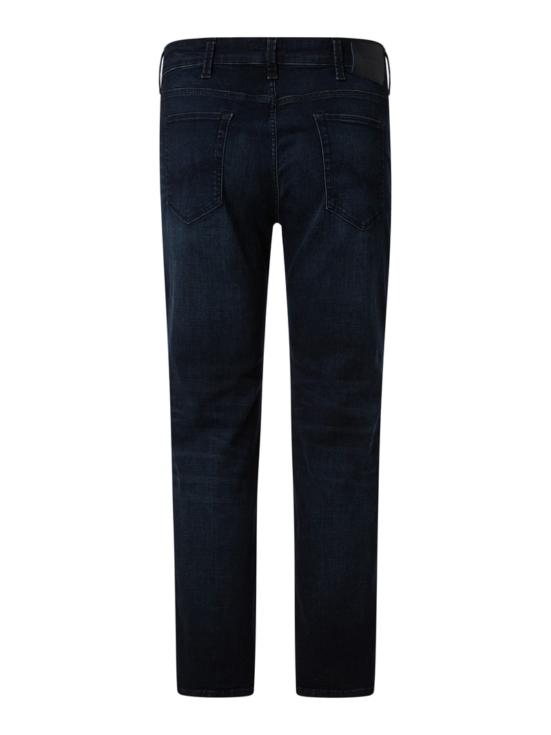 PLUS SIZE Jeans mit Label-Patch aus Leder Modell 'Glenn' in jeans