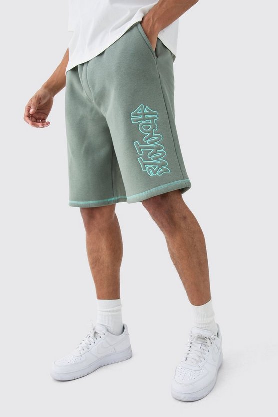 Oversize Shorts mit Kontrast-Naht und Applikation