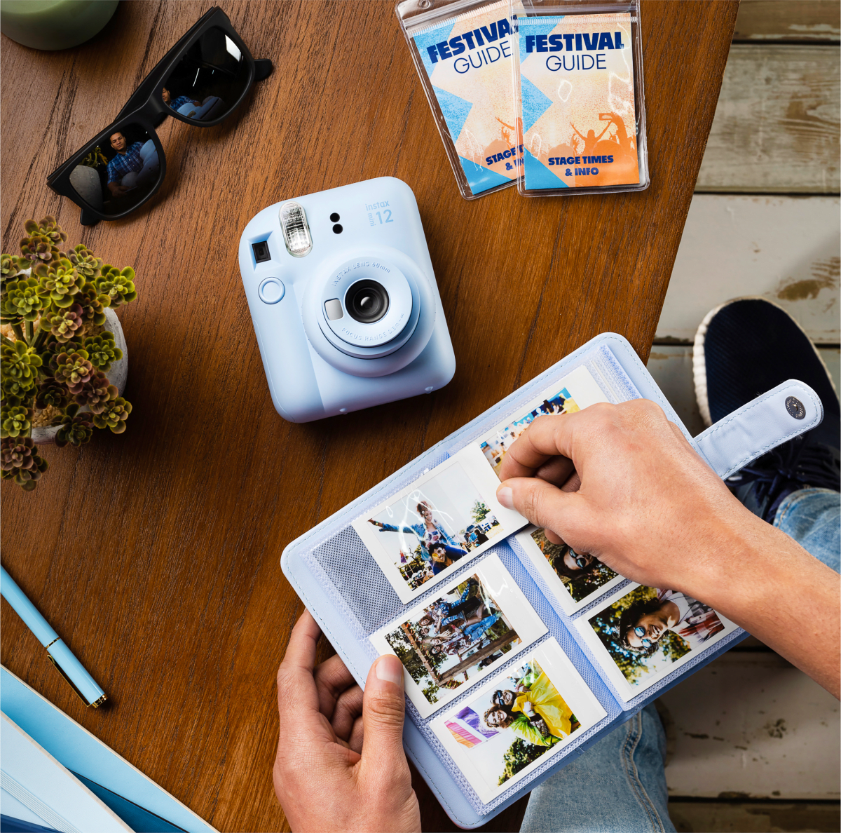 Sofortbildkamera instax mini 12 Pastel-Blue, 1 St