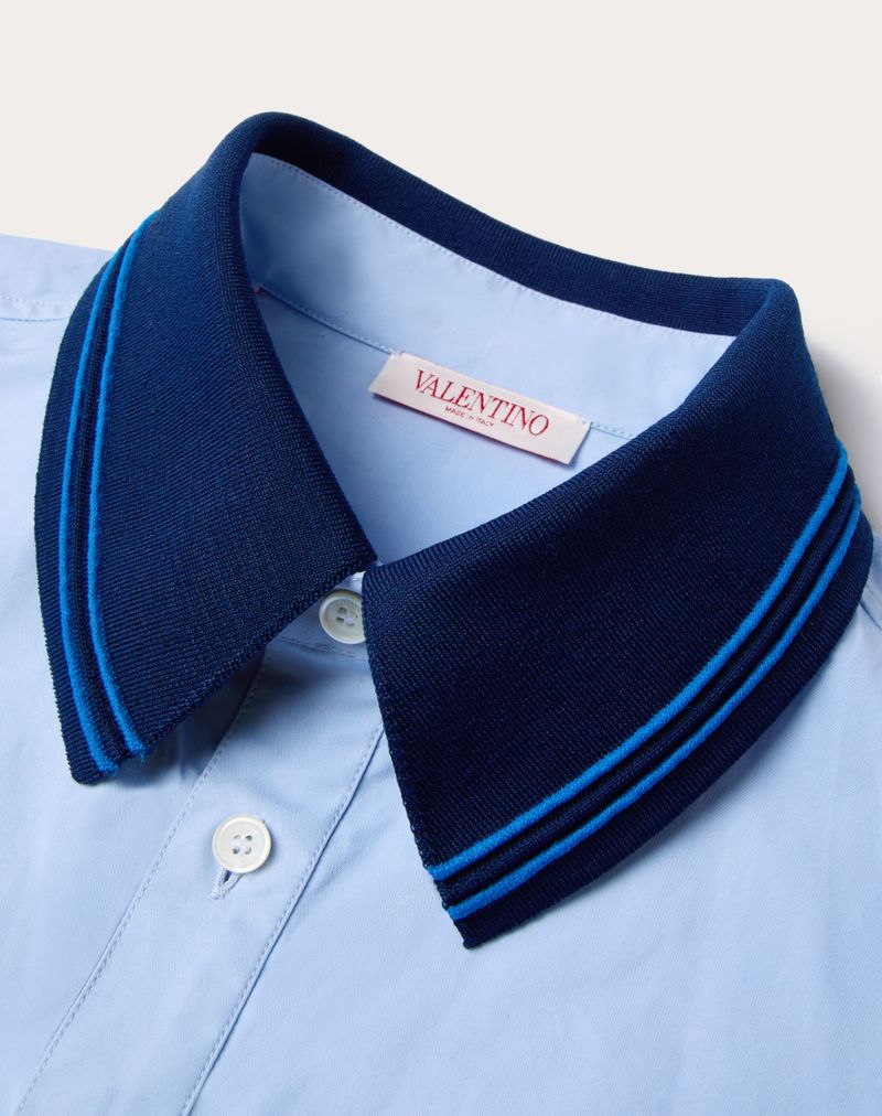 Camisa polo de algodão popeline com bordado Valentino.