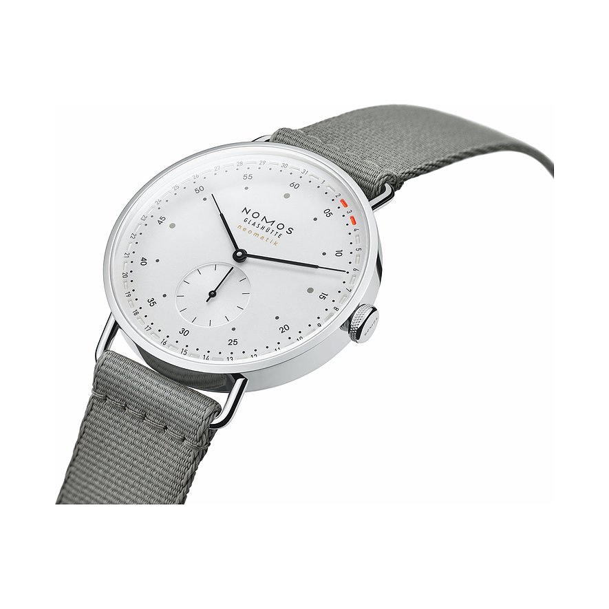 Nomos Glashütte Herrenuhr Metro neomatik 41 Update