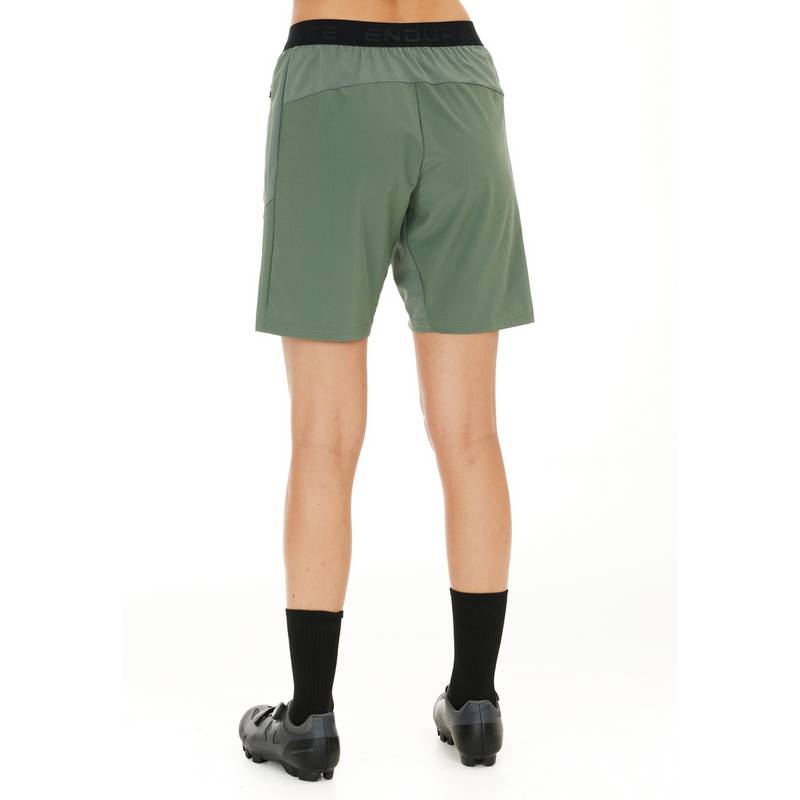 Endurance Macbeth Shorts Damen