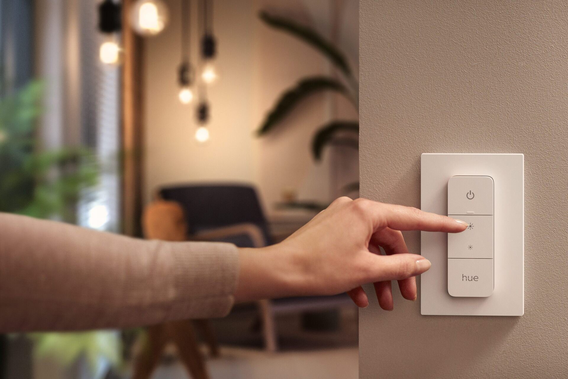 Philips Hue LED Deckenleuchte Aurelle, Dimmfunktion, LED fest integriert, Warmweiß, 39,5x39,5x4,7