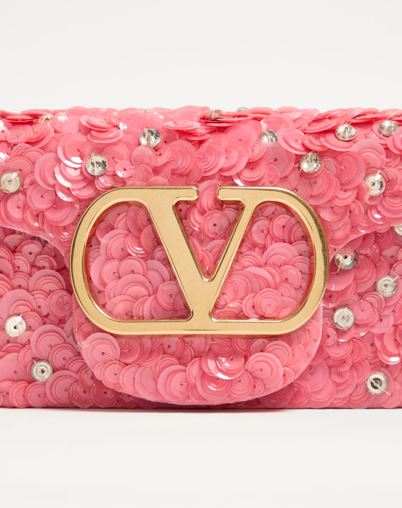 Bolsa de ombro pequena bordada Valentino Garavani Locò