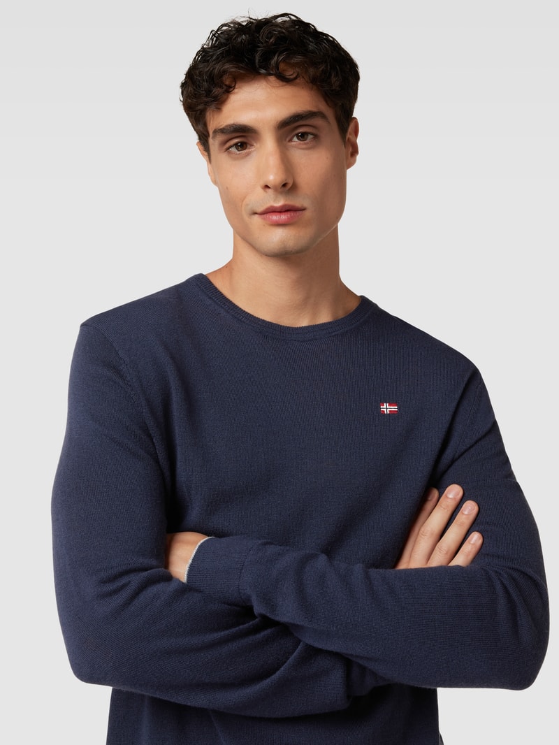 Longsleeve mit Label-Stitching Modell 'DAMAVAND' in marineblau