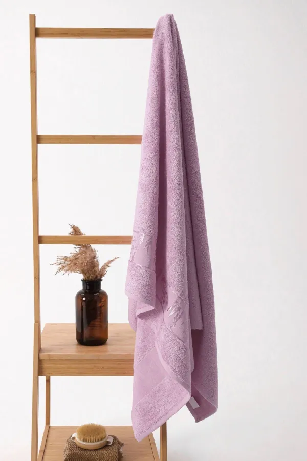 FAVORA  Nurpak Bambus-Badetuch 90 x 150 – Pflaume