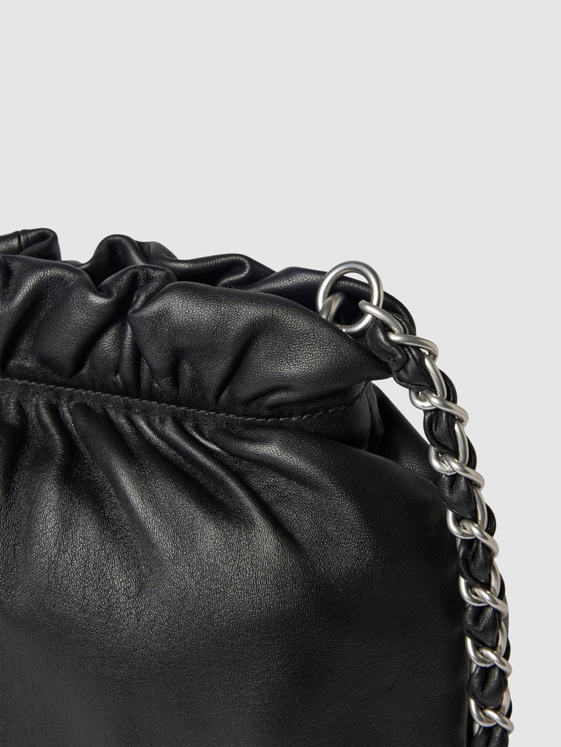 Handtasche mit Schulterriemen Modell 'LOUANNE' in schwarz