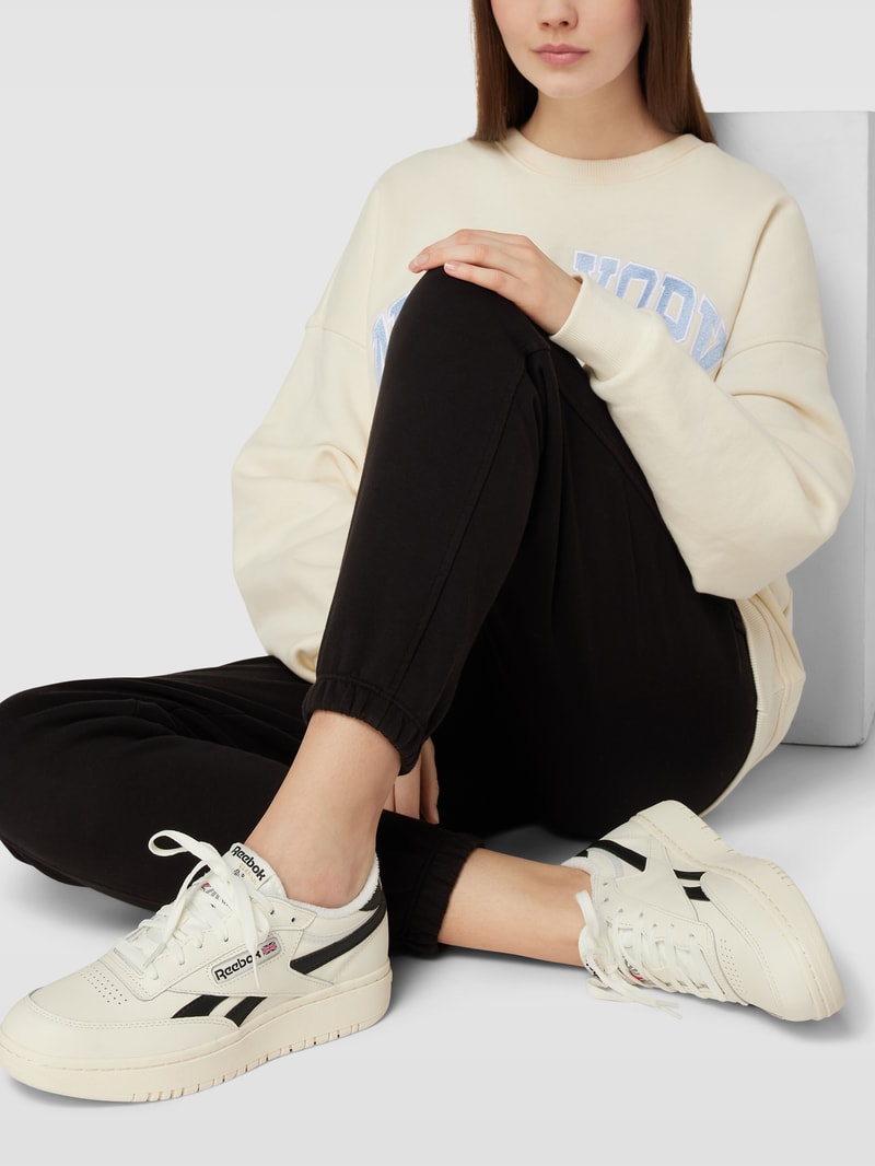 Sneaker mit Label-Print Modell 'CLUB' in weiß