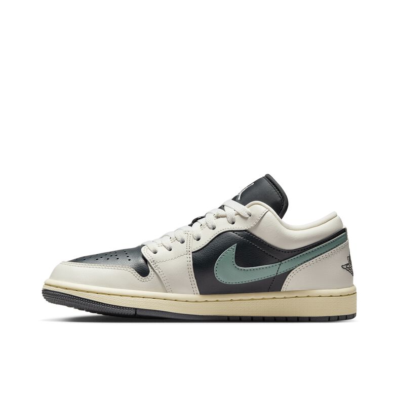JORDAN Wmns Air Jordan 1 Low 