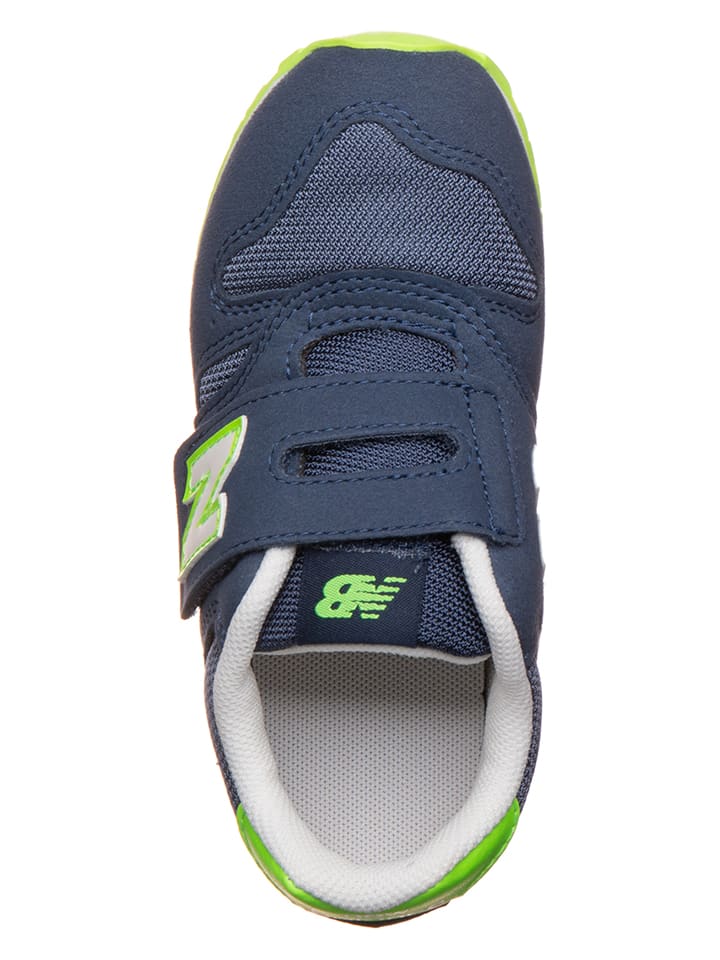 New Balance Sneakers 