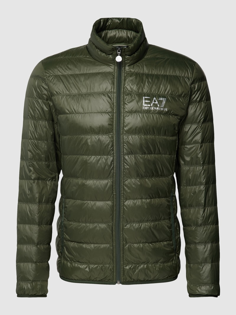 Steppjacke mit Reißverschluss in olivgrün