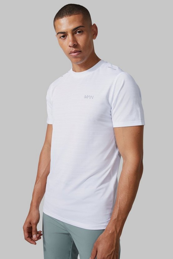 Man Active Lightweight Performance T-Shirt