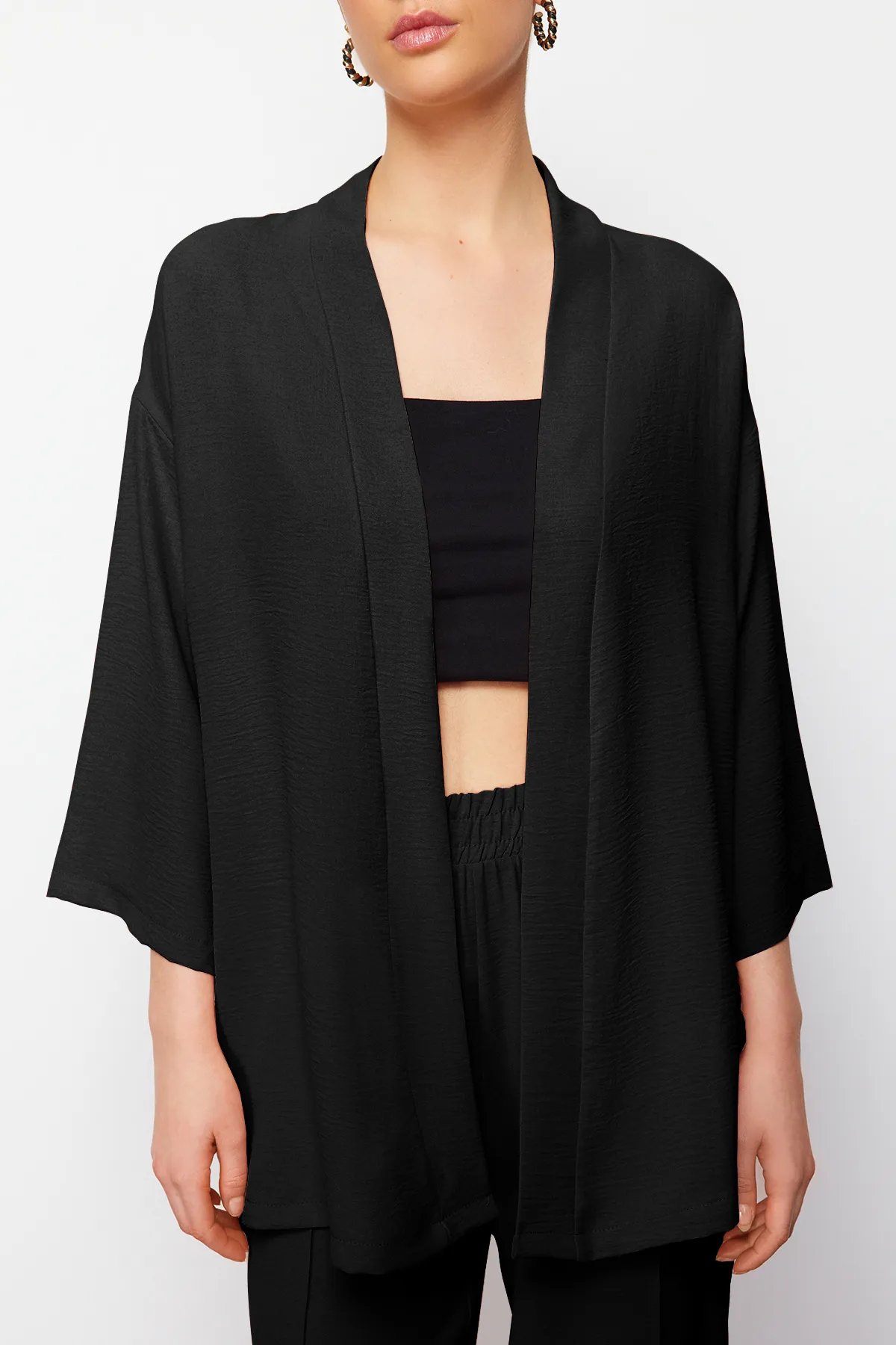 Trendyol Collection  Schwarzes gewebtes Kimono-Hosen-Bottom-Top-Set TWOSS24AU00037