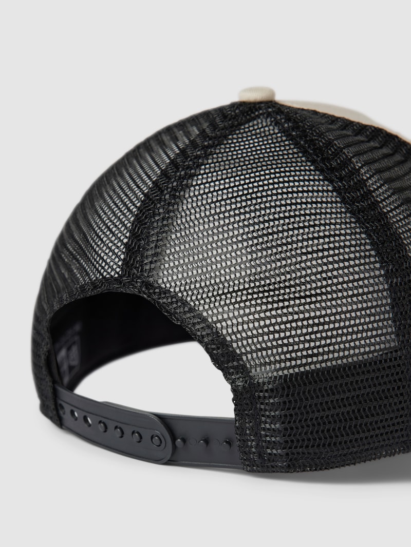 Trucker Cap in Two-Tone-Machart Modell 'STATE PATCH' in stein