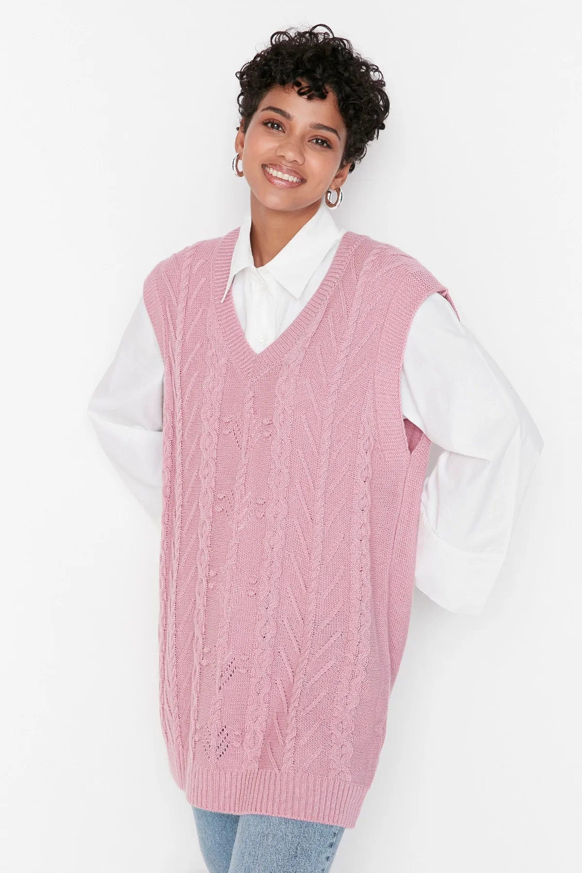 Trendyol Modest  Rosa Strickpullover mit V-Ausschnitt TCTAW23SV00005