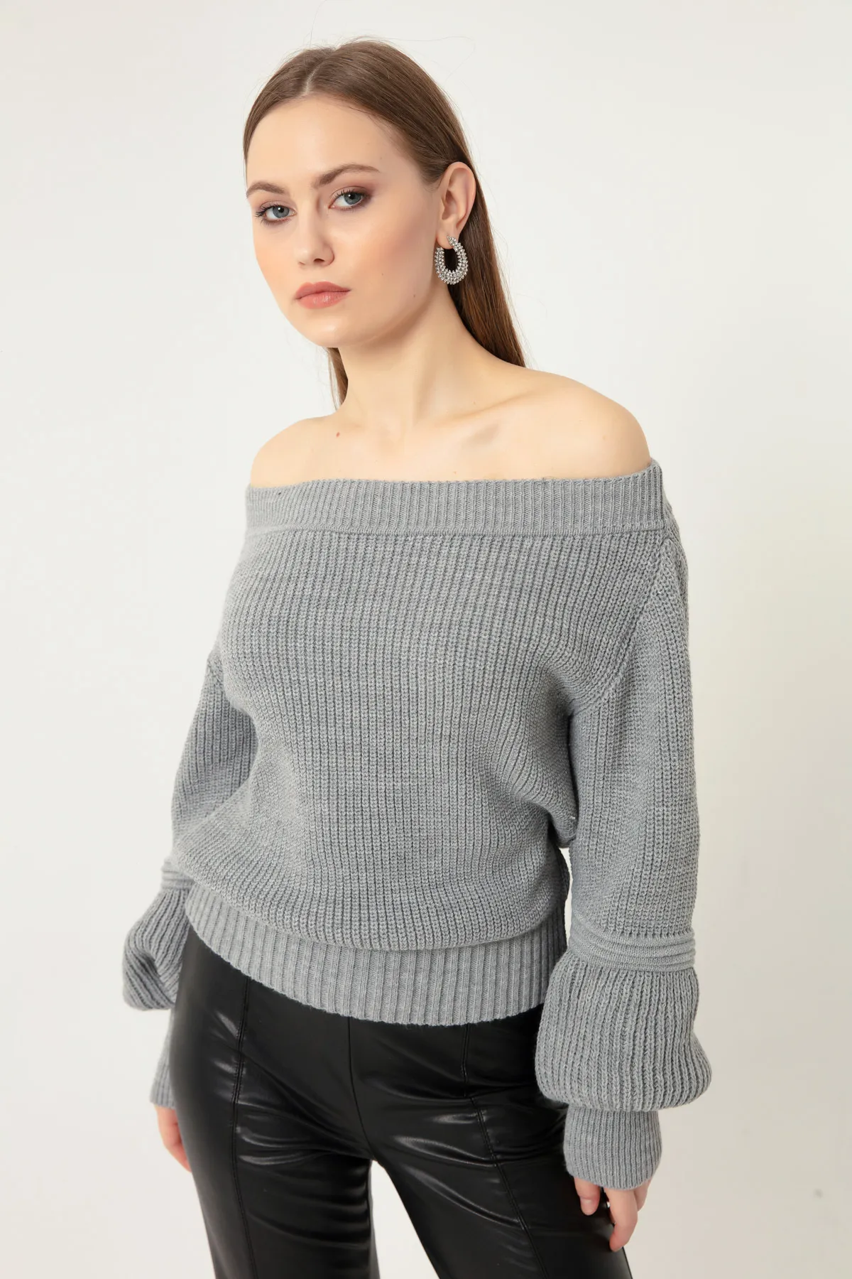 Lafaba  Grauer Strickpullover für Damen mit U-Boot-Ausschnitt