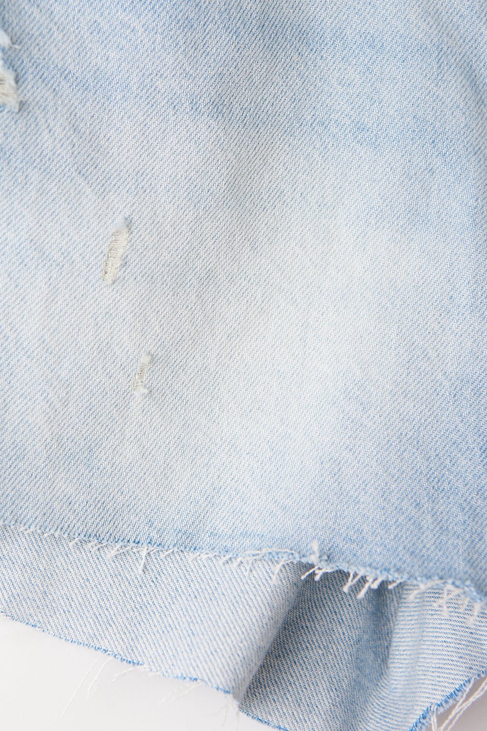 Low loose denim shorts