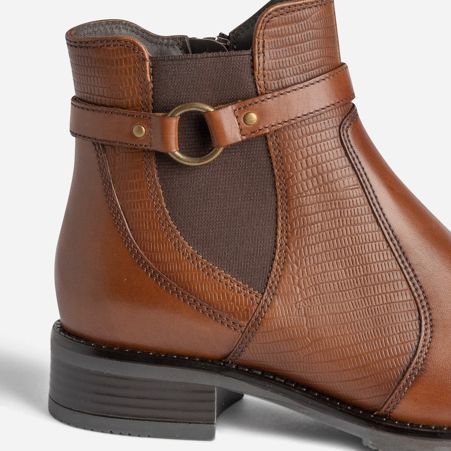 Boots cognac en cuir détail effet python