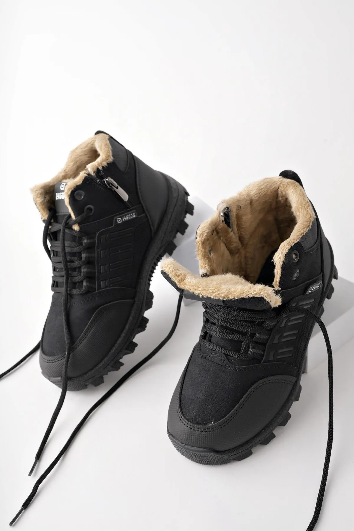 MUGGO  Johanna Garantierte Unisex-Winterstiefel zum Schnüren mit Fell innen und Reißverschluss