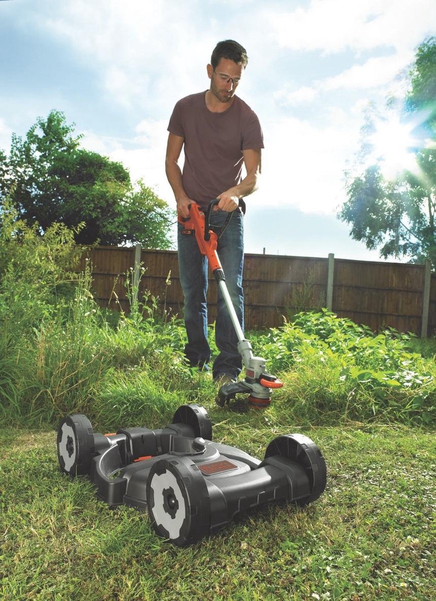 Black & Decker STC1820CM-QW Grastrimmer 3-în-1 18 volți 2,0 Ah Li-ion și scară