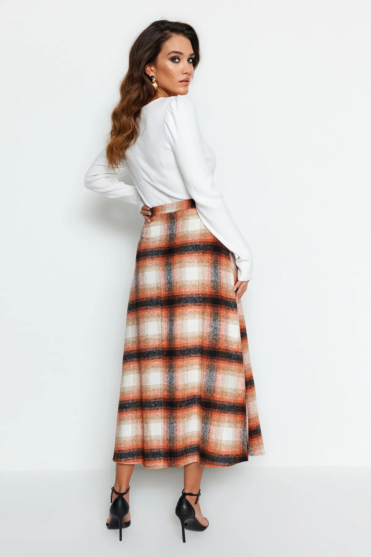 Trendyol Modest  Orange karierter Winterrock TCTAW22EE0006