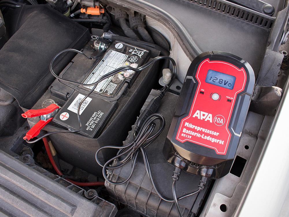 APA Mikroprozessor Batterie-Ladegerät 6/12V 10A