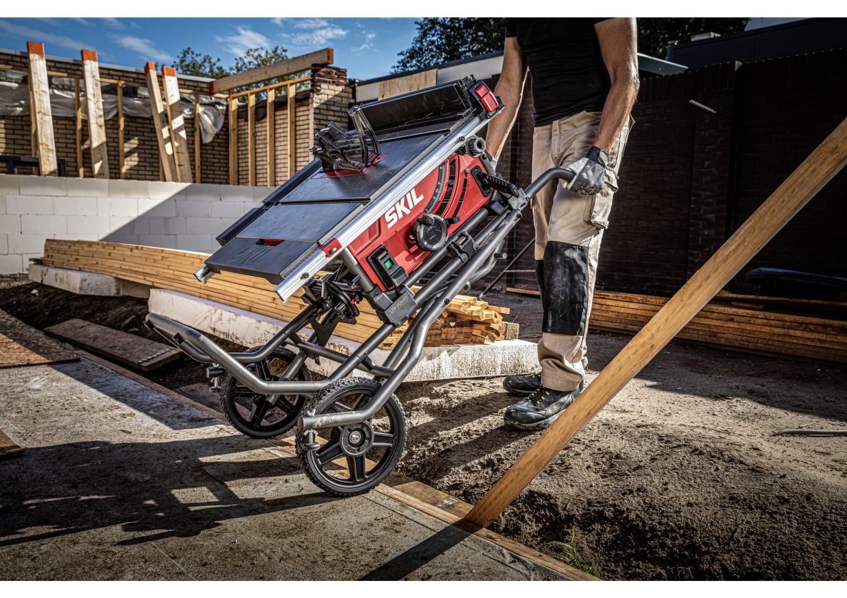 Fierăstrău circular de masă SKIL BT1E1343AA cu suport pliabil și mobil 254 mm 2000 W