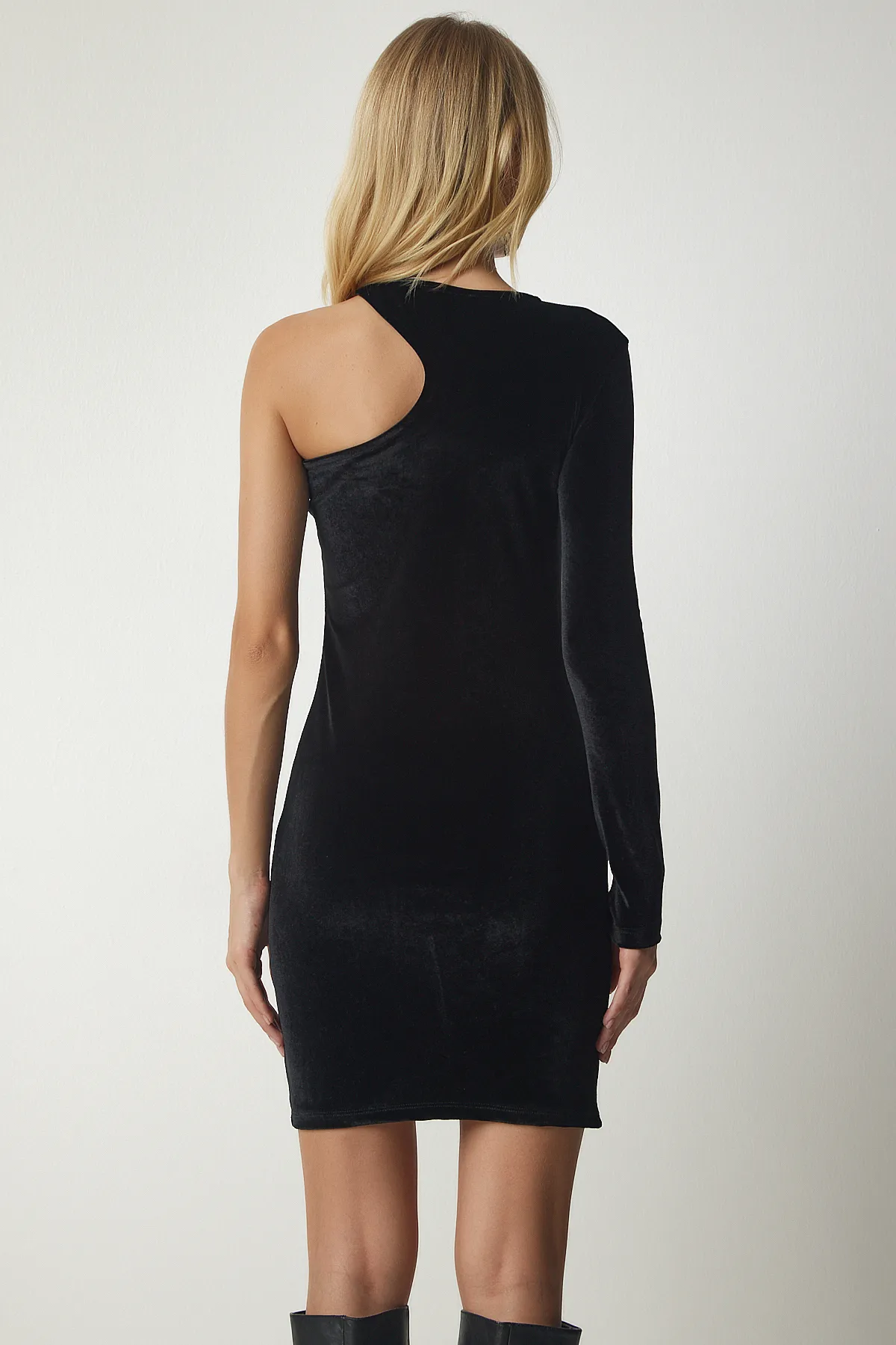 Happiness İstanbul  Schwarzes One-Shoulder-Mini-Samtkleid für Damen UB00189
