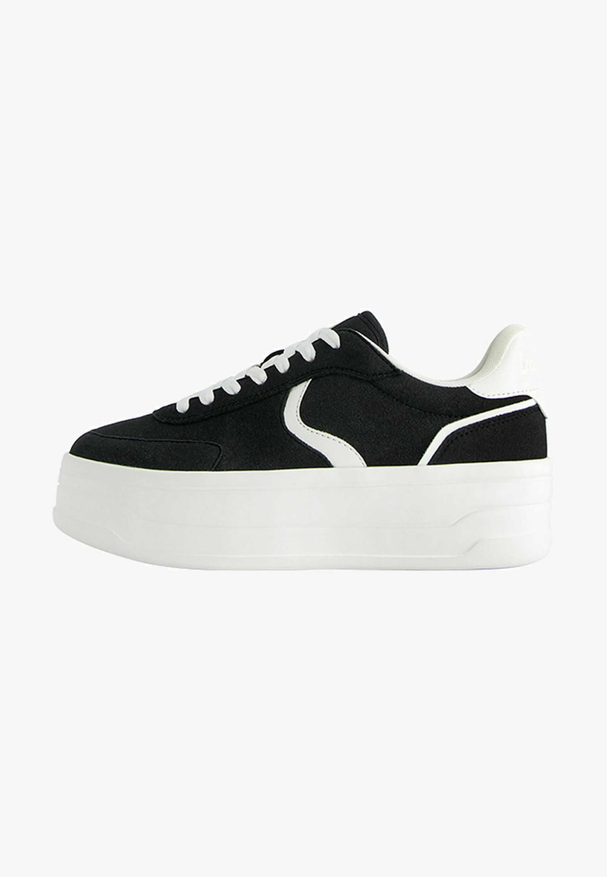 Bershka CONTRAST - Zapatillas bajas