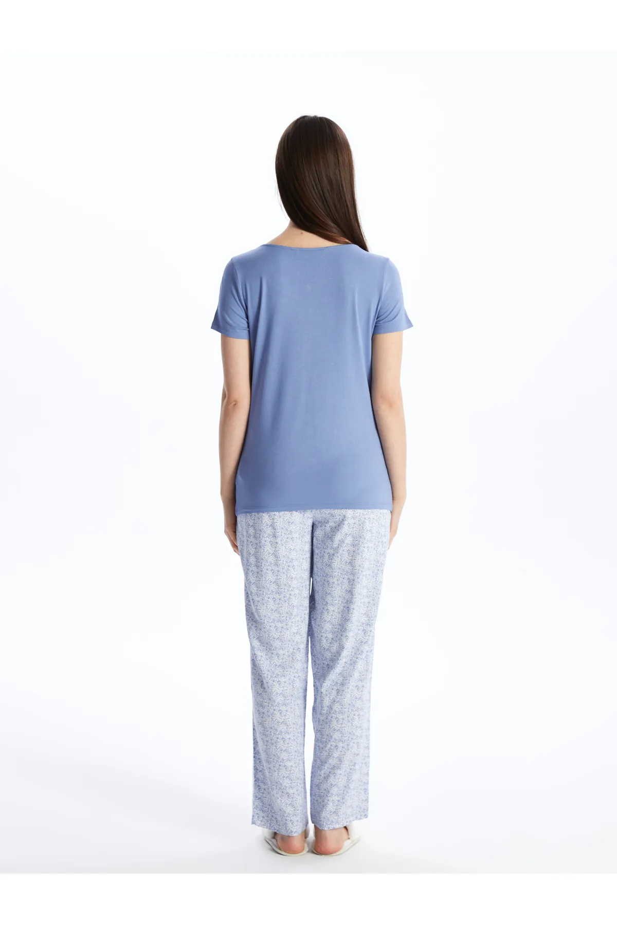 LC Waikiki  Bedrucktes, kurzärmliges Damen-Pyjama-Set mit Rundhalsausschnitt