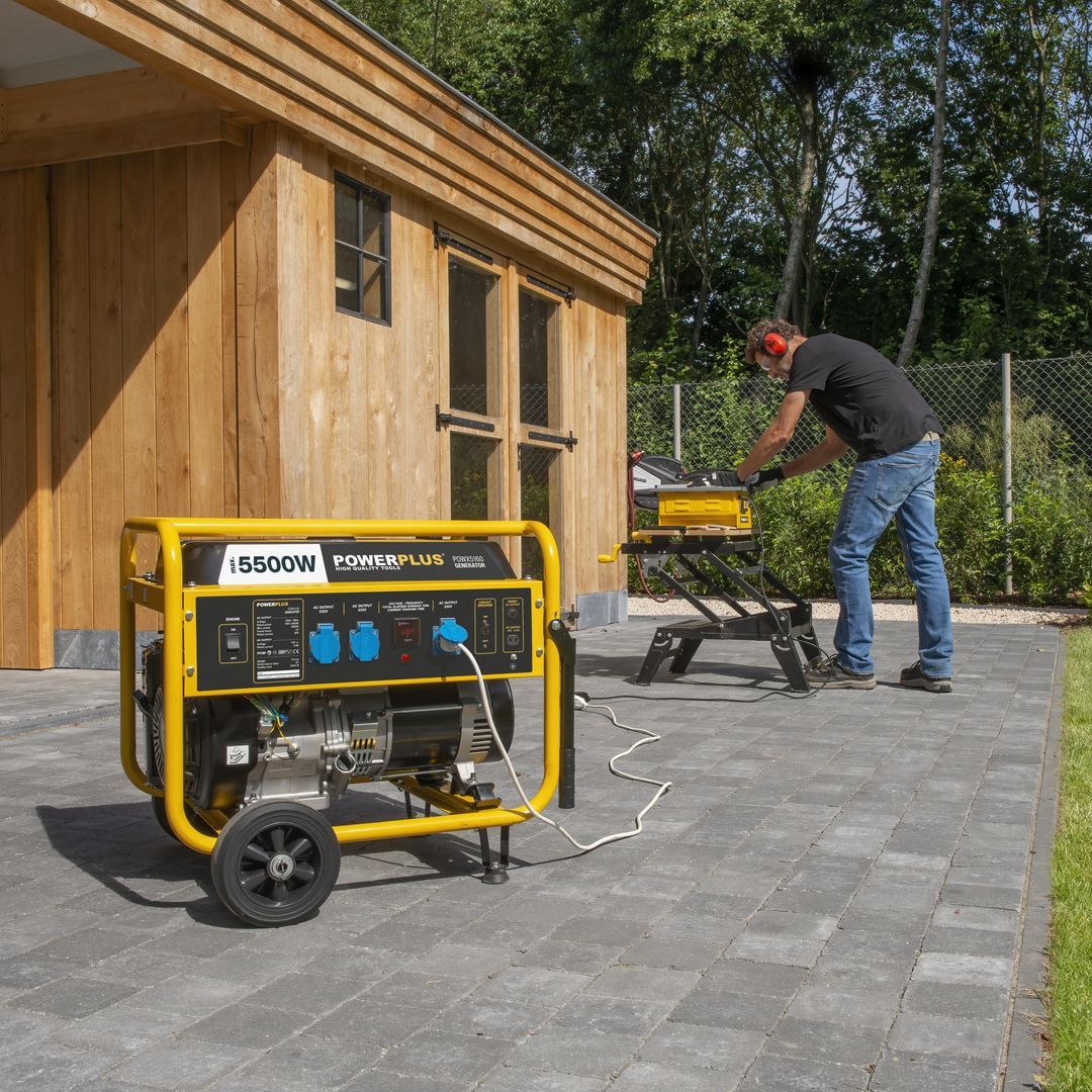 Powerplus Stromerzeuger POWX5160 - 5500W