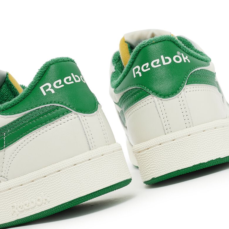 Reebok Club C Revenge Vintage chalk/paper white/glen green