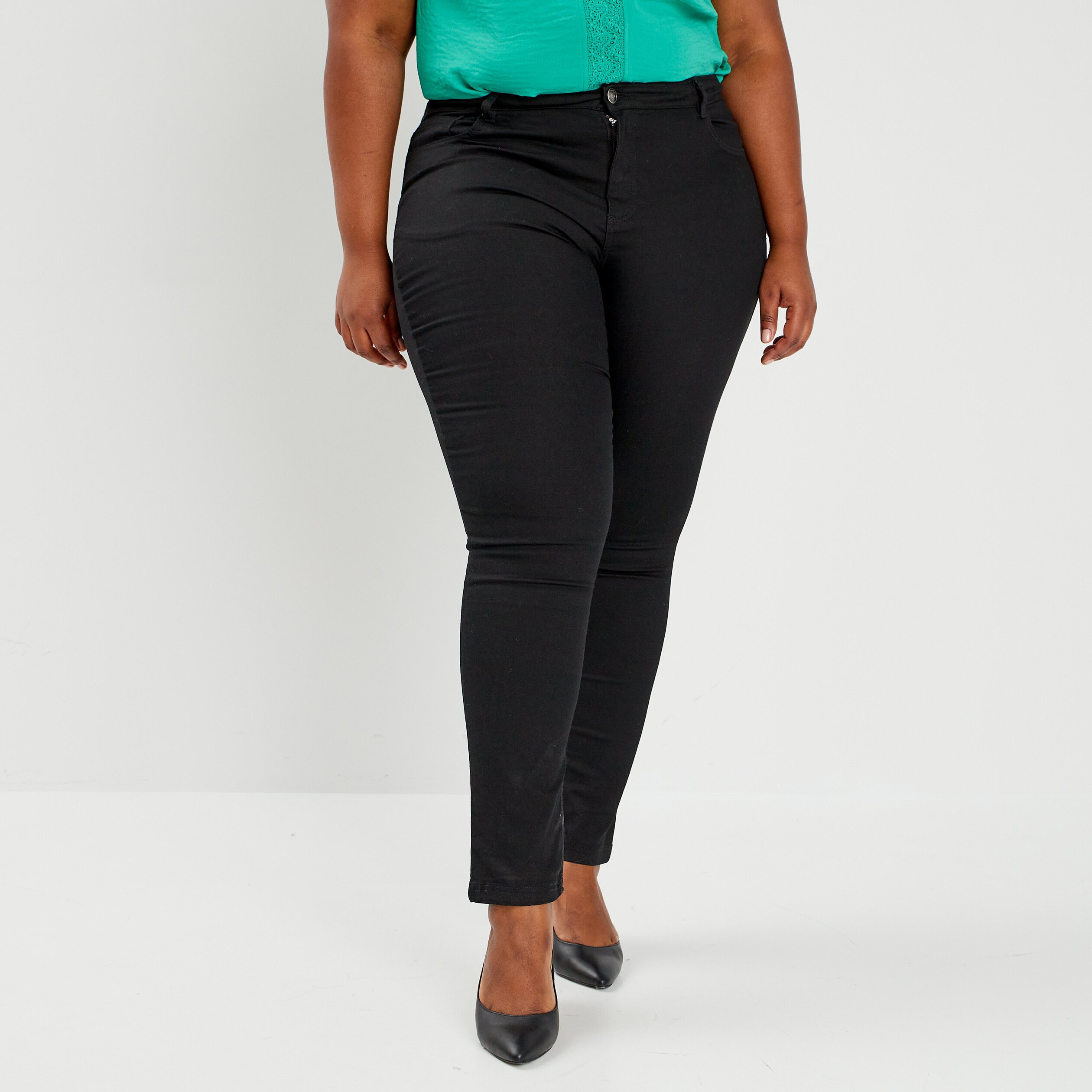 Pantalon slim noir femme grande taille | La Halle